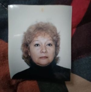 Meet your Posher, Gloria